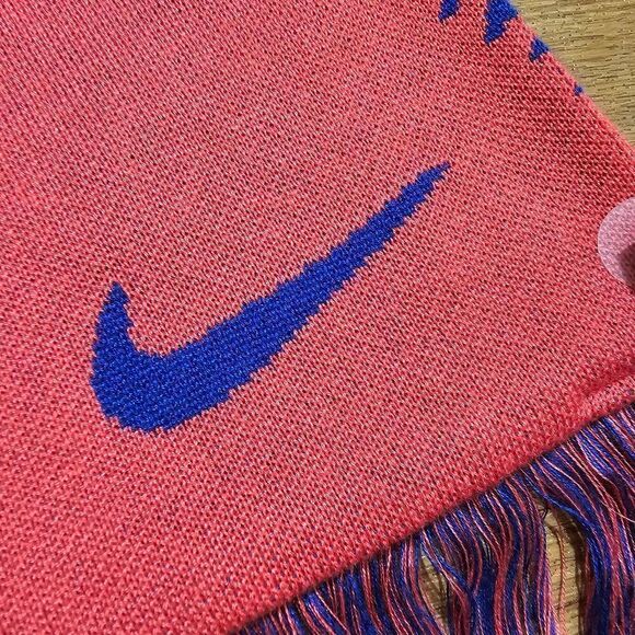 Nike A.F.C. Richmond Ted Lasso Scarf Football Is Life Swoosh Blue Red Logo New - Picture 7 of 10